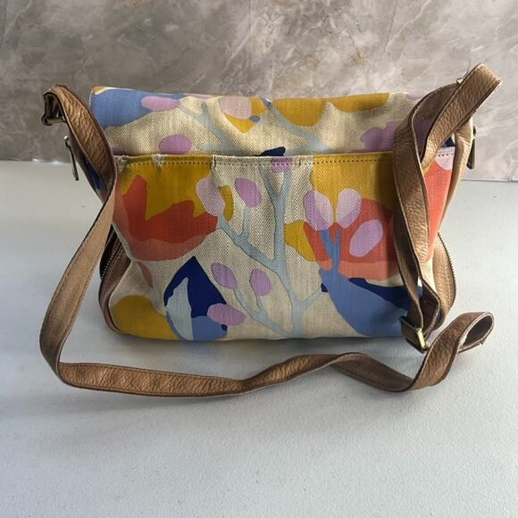 Fossil Preston Crossbody Purse Leather Canvas W/ Floral Pattern Flap Zip Around - Picture 7 of 16